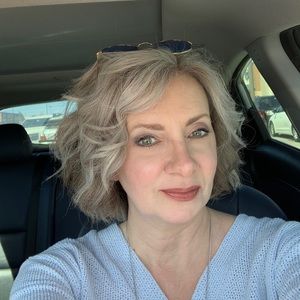 Meet your Posher, Regina